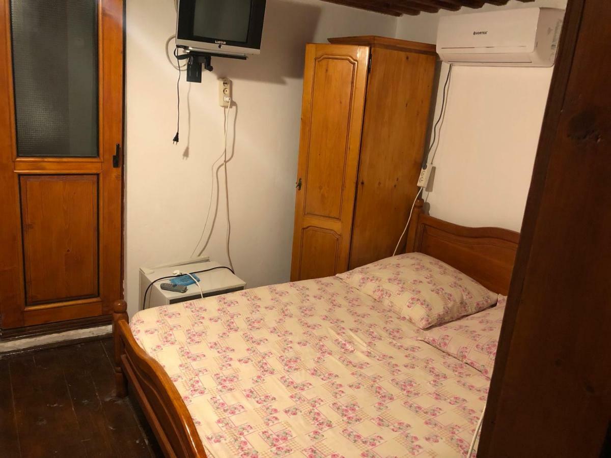 Pension Amira Костинешти Экстерьер фото