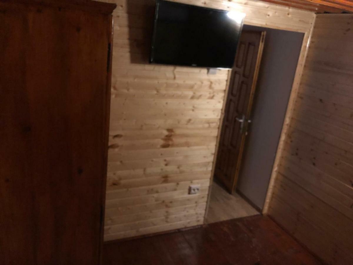 Pension Amira Костинешти Экстерьер фото