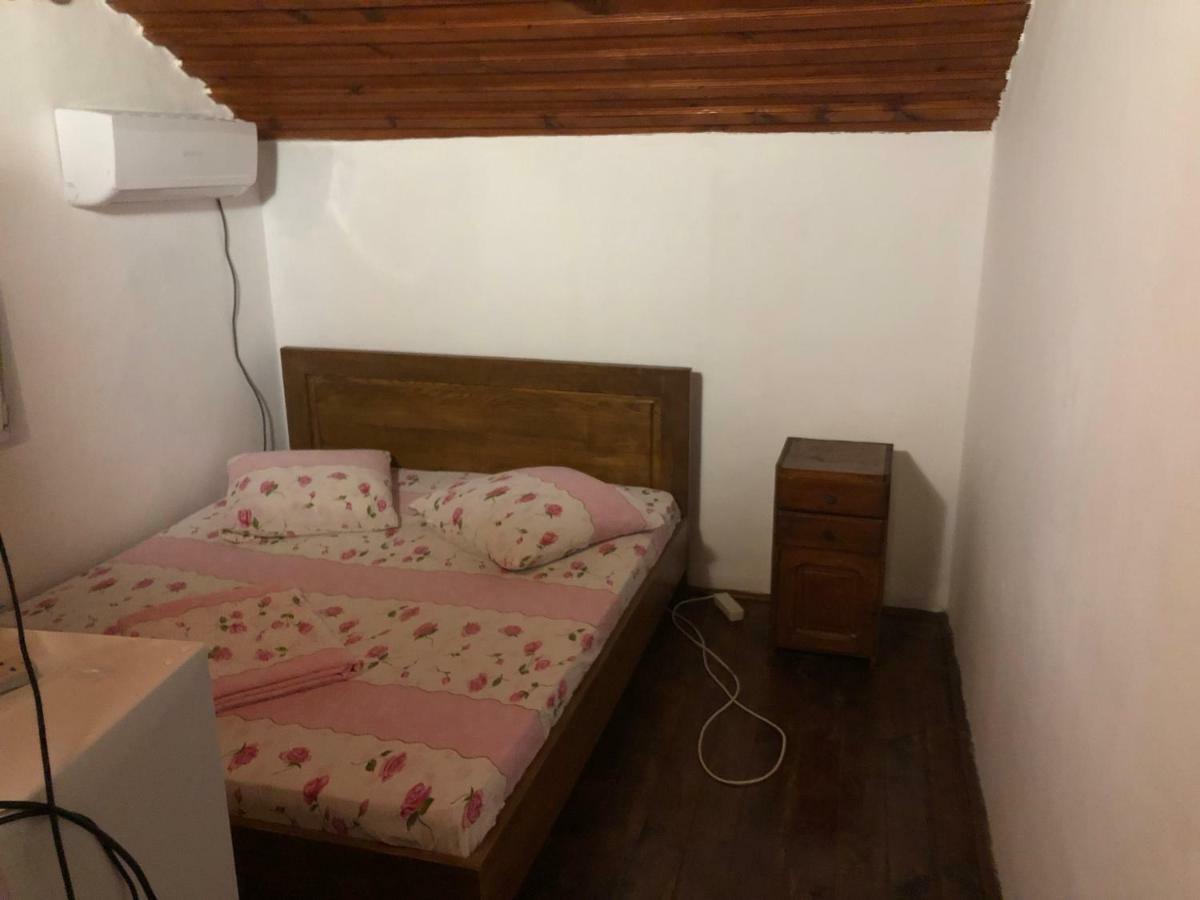 Pension Amira Костинешти Экстерьер фото