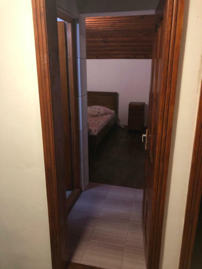 Pension Amira Костинешти Экстерьер фото